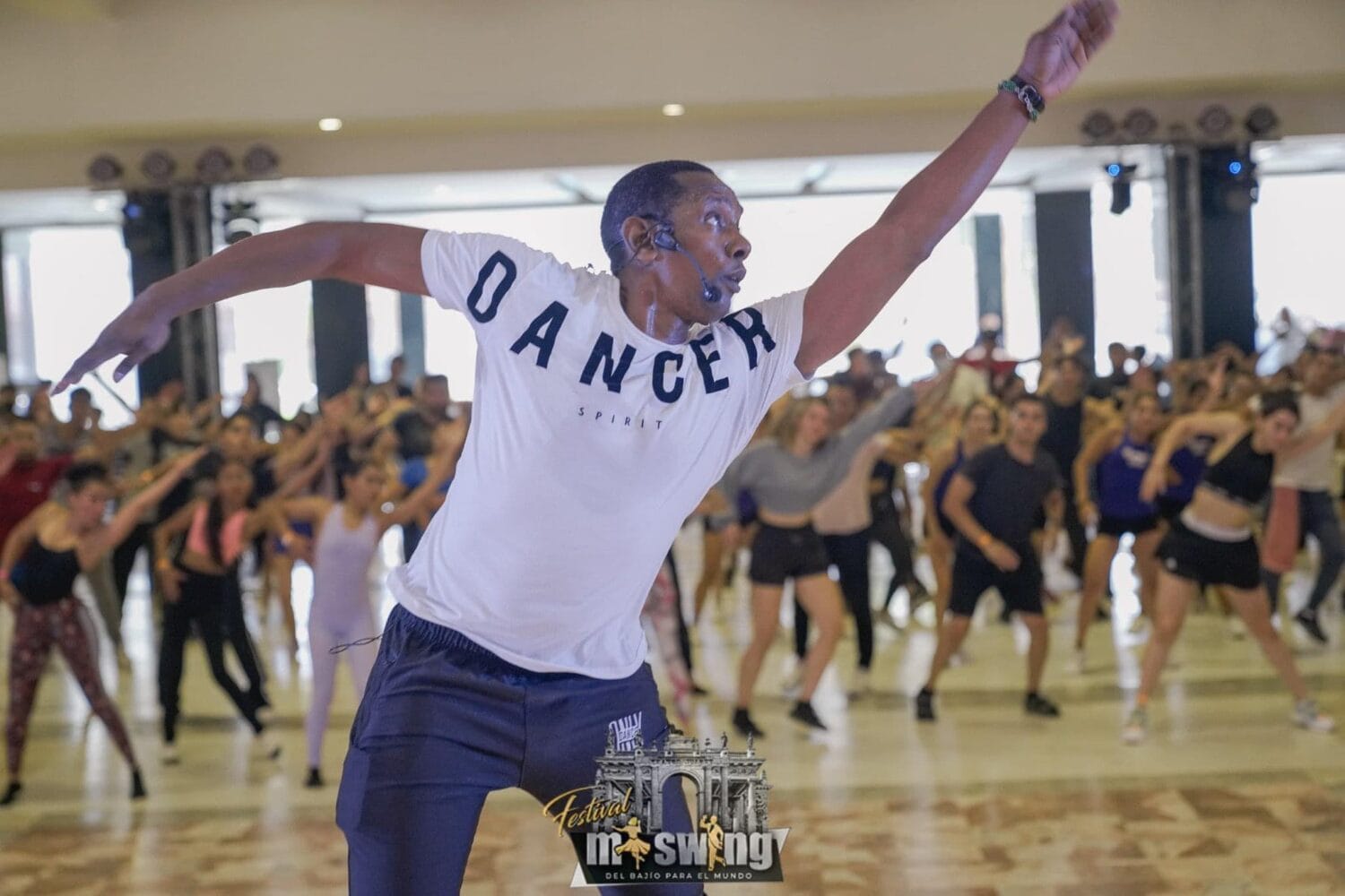 playera-dancer-spirit-blanca-hombre-algodon-baile