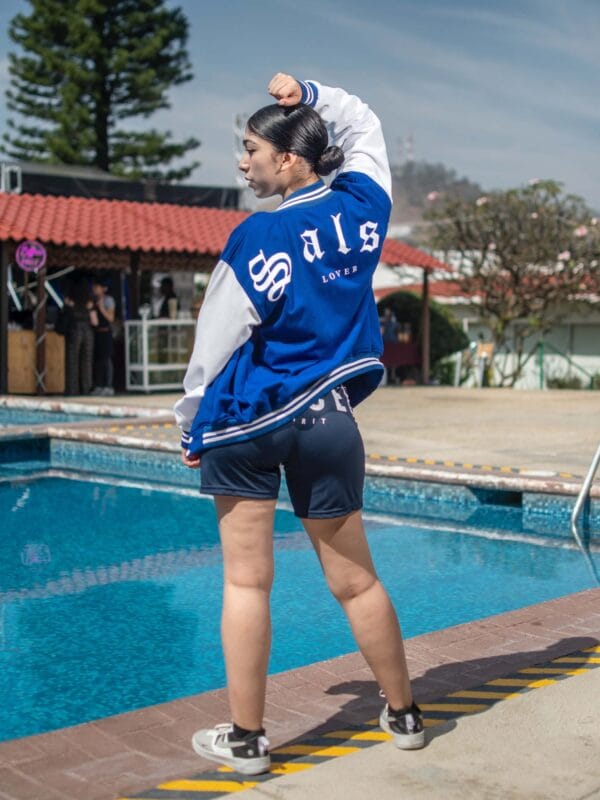 chamara-colegio-azul-salsa-lover-espalda-1