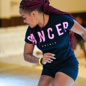 T-shirt Playera Dancer Spirit negra con letras rosa glitter