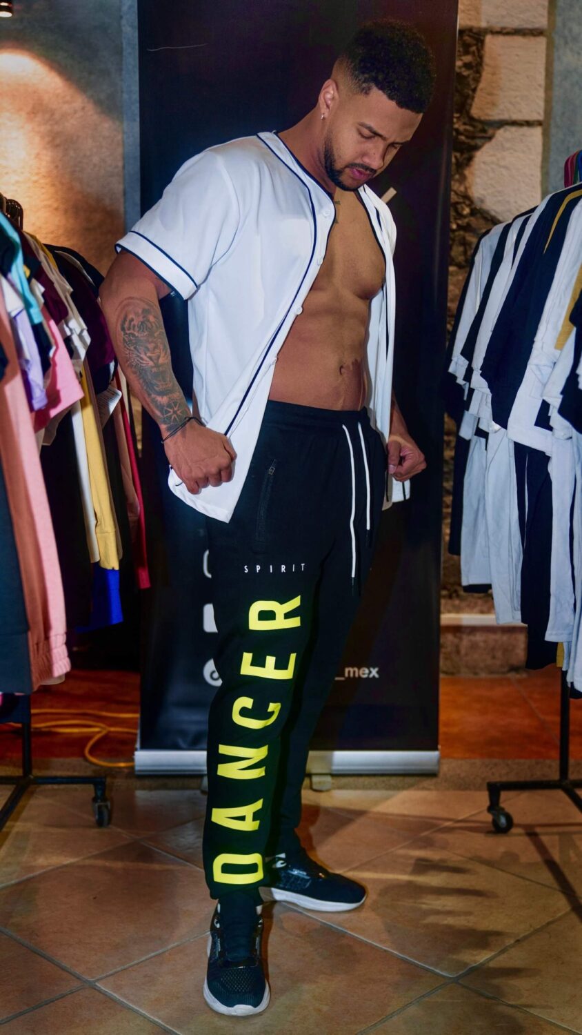 casaca jersey salsa lover blanco para hombre vista de frente 2