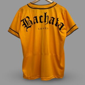 Jersey tipo baseball bachata lover para hombre color amarillo vista de espalda 1