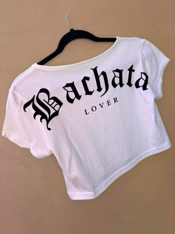 Crop Top BACHATA LOVER color blanco