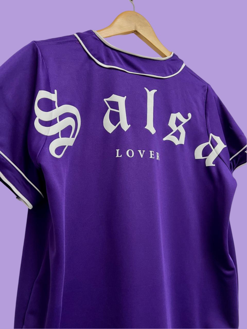 jersey salsa lover color morado tipo baseball unisex vista de morado 2
