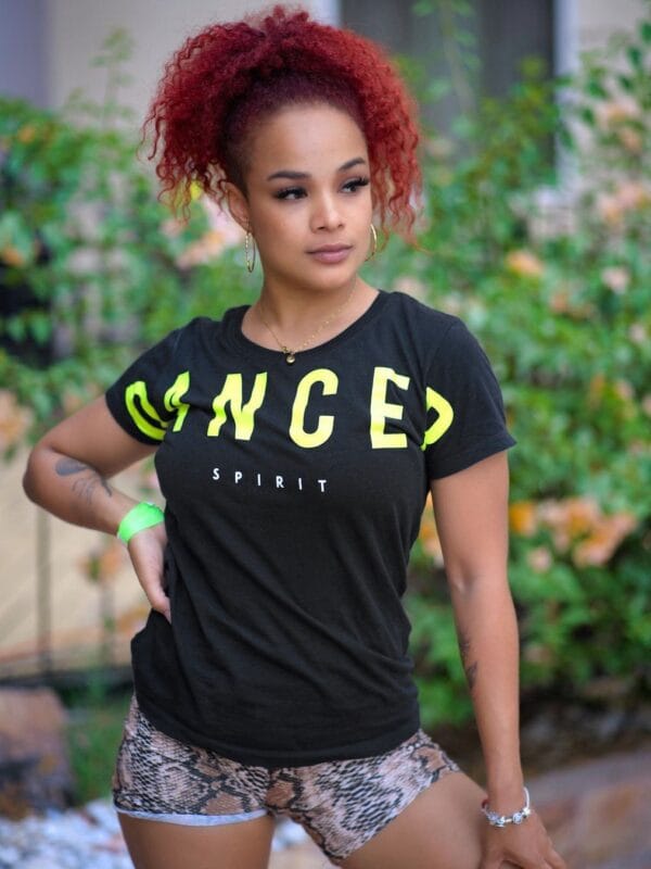 Playera para mujer DANCER SPIRIT color negro