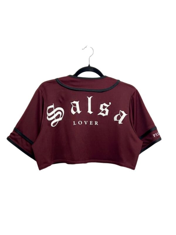 jersey crop top para mujer color guinda corinto salsa lover vista de espalda 1