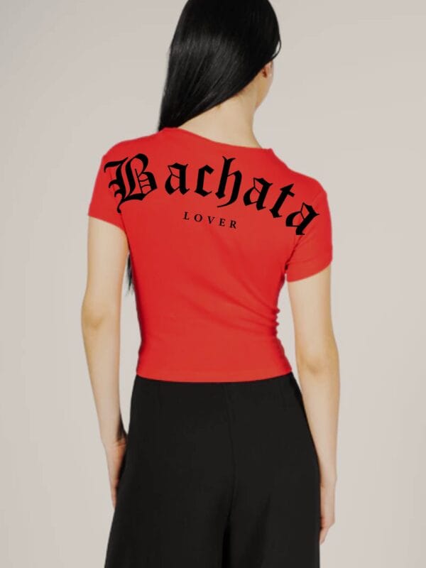 Playera BACHATA LOVER color rojo con negro para mujer