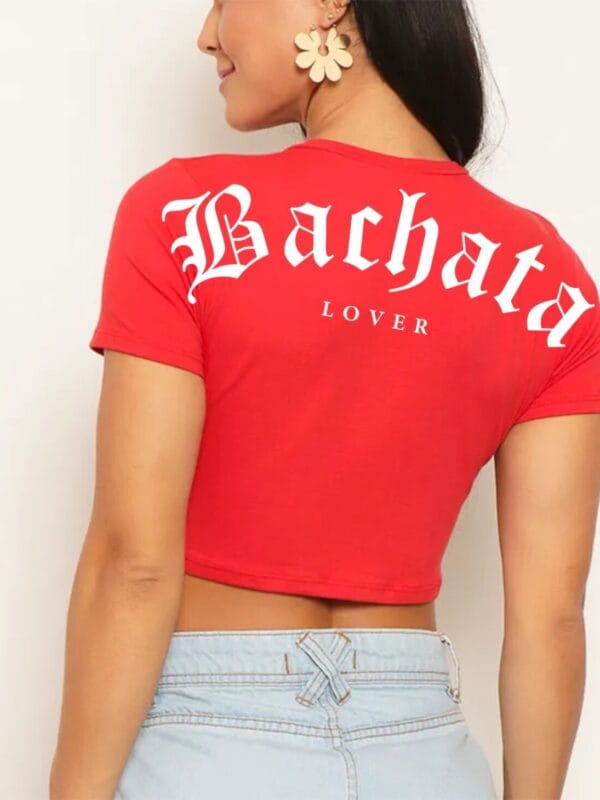Crop Top BACHATA LOVER color rojo con blanco
