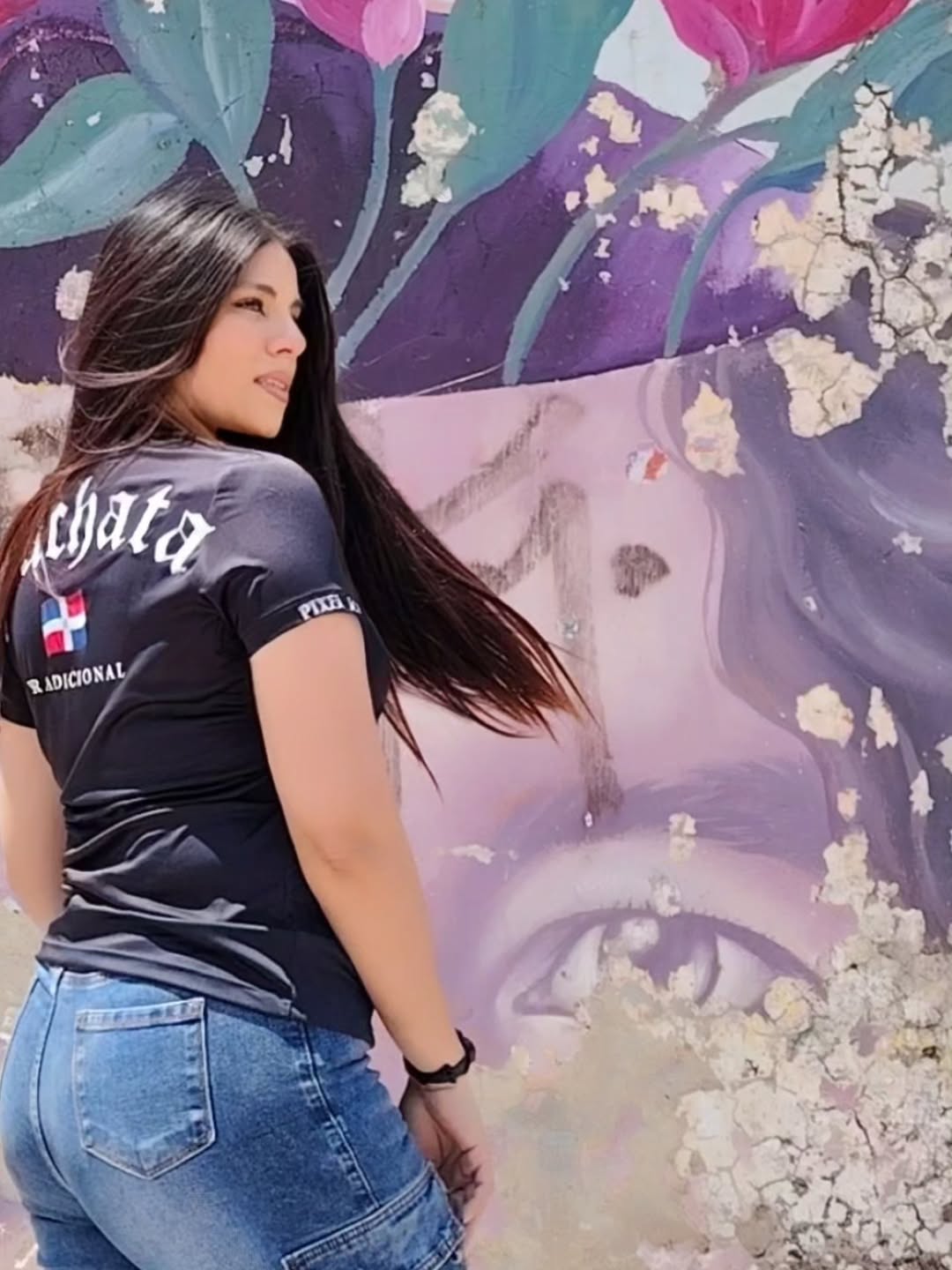 bachata tradicional playera negra mujer 1