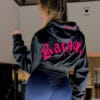 crop top hoodie negro con rosa bachata lover espalda 6